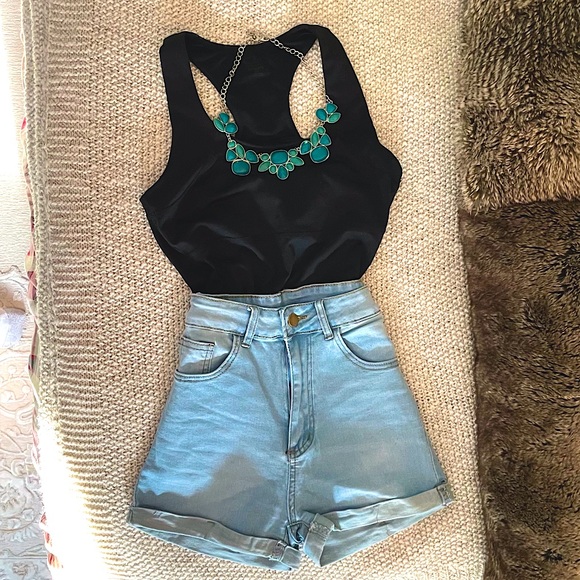 Ultra Flattering Light Wash High Rise Jean Shorts - Picture 3 of 3